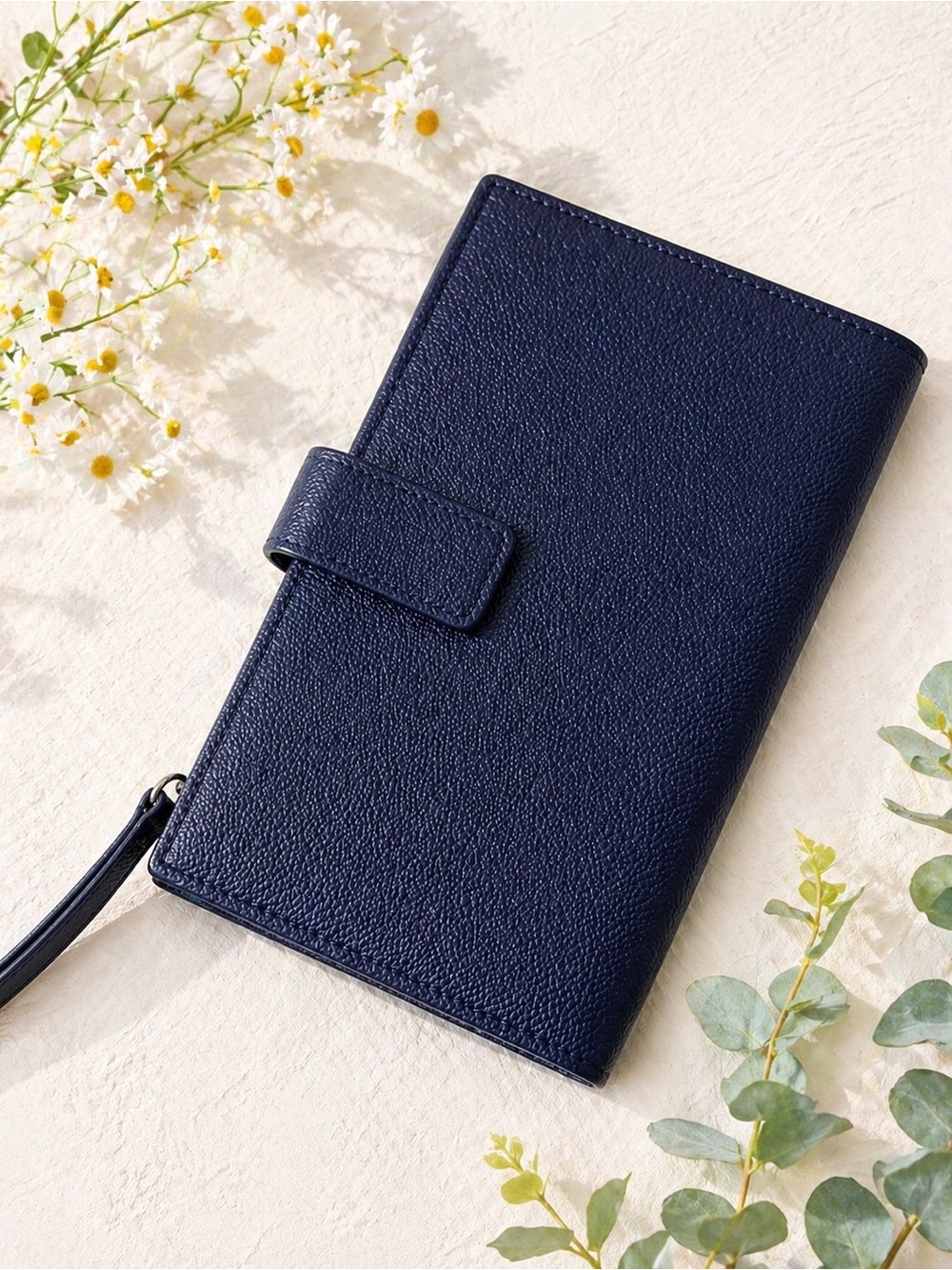 Everlane Black Textured Leather Wristlet Wallet